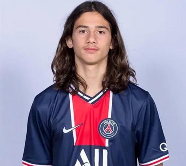 穿着情趣内衣作爱视频